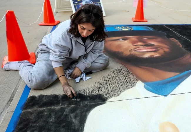 ¡Puro arte! El mural que inmortaliza a Jackson Chourio en las calles de Wisconsin