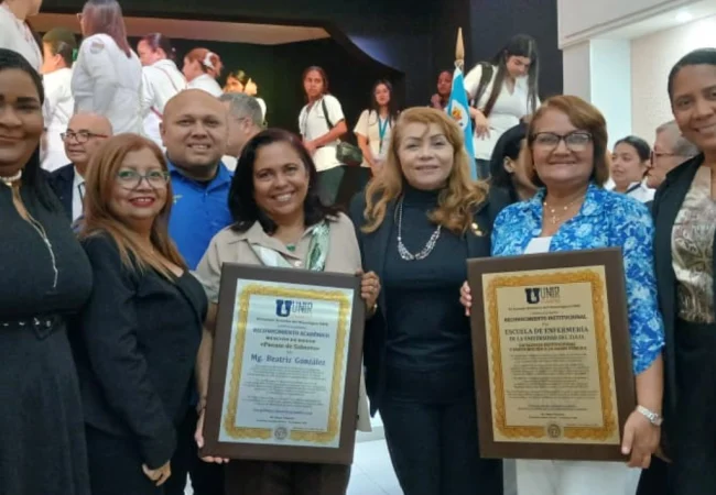 Unir ridió homenaje a la Escuela de Enfermería de LUZ y sus autoridades