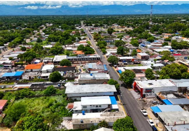 Gobernador Luis Caldera entrega 5,4 kilómetros de vialidad rehabilitada para más de 19 mil habitantes de Machiques
