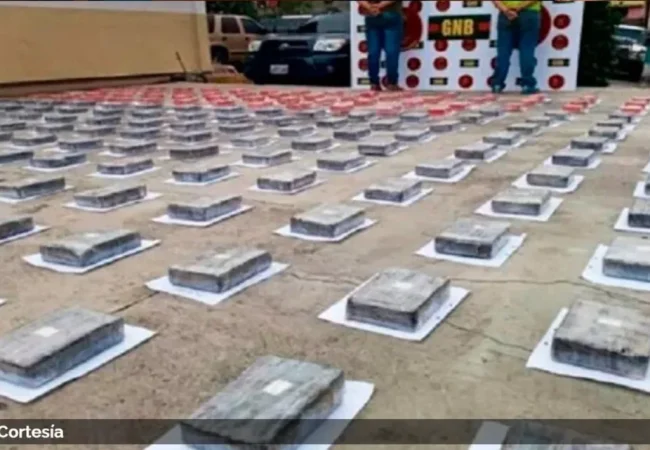 Incautadas casi tres toneladas de droga en el Mar Caribe en operativo conjunto entre Venezuela y Francia