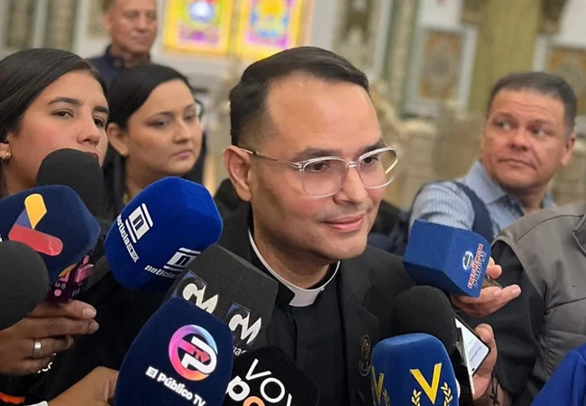 "Reina del universo, esperanza de nuestras vidas, danos consuelo, paz y alegría" es el lema de la fiesta patronal de la Virgen de Chiquinquirá 2026