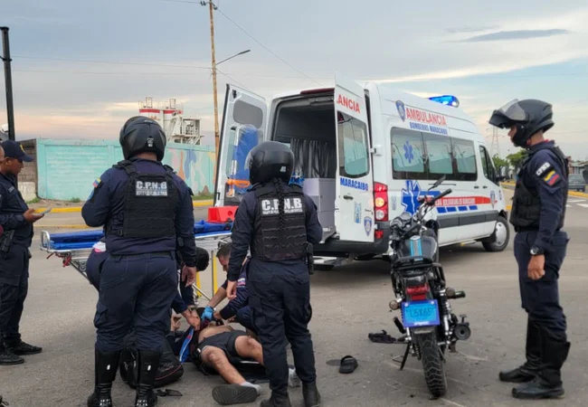 Herido motorizado en la C-3 tras impactar su moto contra camión cava