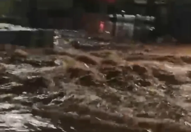 Reportan inundaciones por persistentes lluvias en Maracaibo este martes 27-Oct