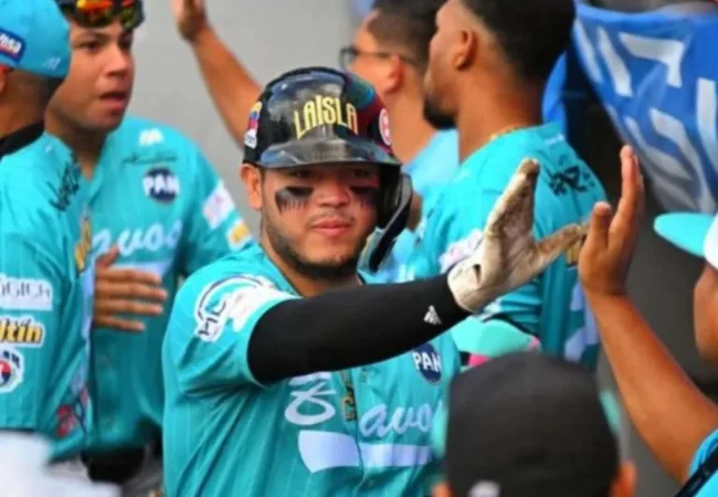 Bravos silencia el Monumental y hunde a los Leones en el inicio de campaña