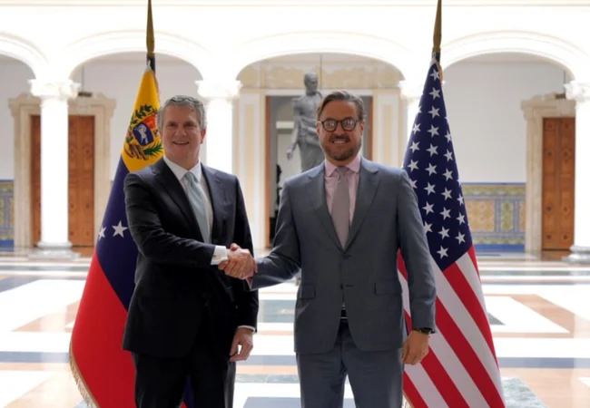 Subsecretario de Comercio de EE.UU. se reúne en Caracas con el canciller Plasencia para impulsar el intercambio comercial