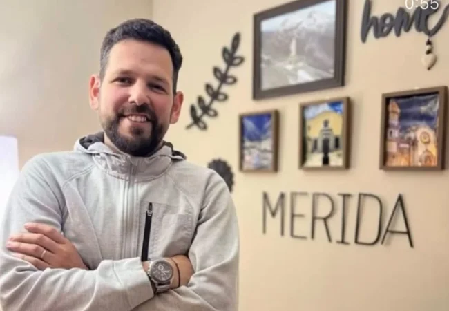 Exalcalde de Mérida perdió 22 kilos en cárcel de EEUU: "21 horas transcurren en una celda pequeñita de 3×2″