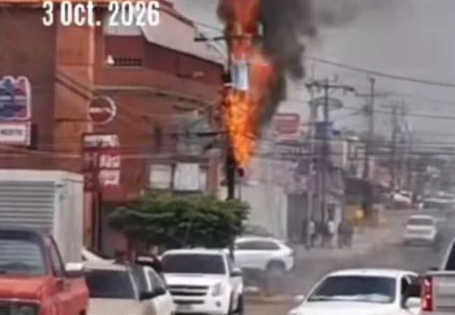 Explotó un transformador y movilizó a los bomberos en el sector Sierra Maestra