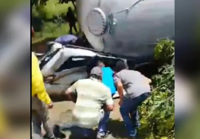 Tres personas mueren aplastados tras volcamiento de una cisterna de gas en Guárico