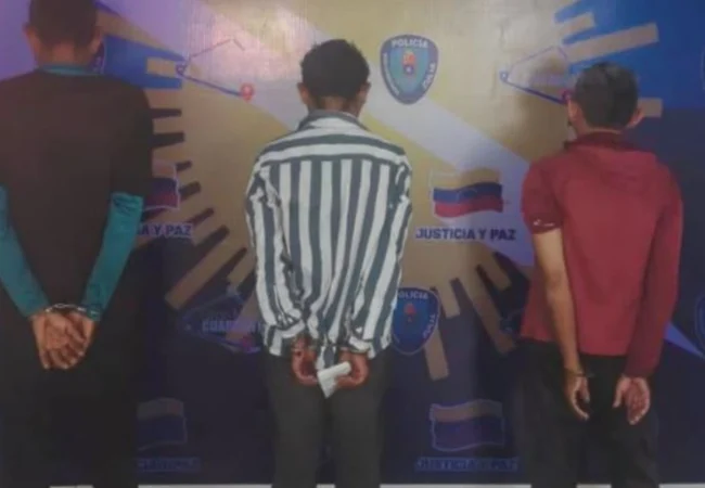Aprehendidos por protagonizar riña callejera frente al terminal de El Moján