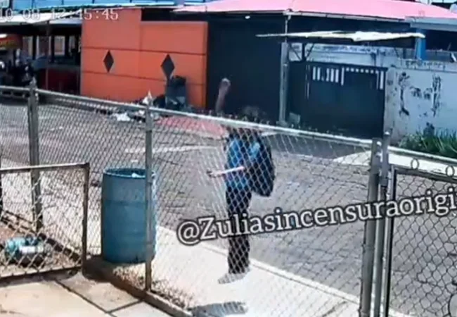 Vecinos denuncian a estudiantes por lanzar piedras y rompen ventanas de las viviendas en Pomona