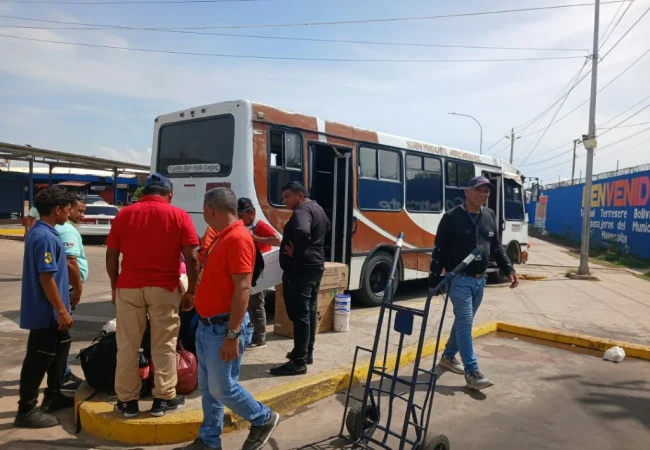 Más de 2.500 pasajeros salieron por el Terminal de Pasajeros de Maracaibo para disfrutar del fin de semana largo
