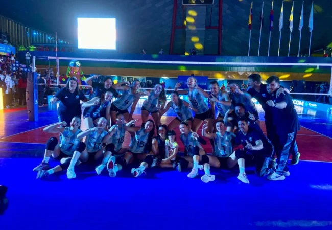 ¡Argentina en lo más alto! La Albiceleste venció a Perú y conquistó el Sudamericano Femenino de Voleibol Sub-19