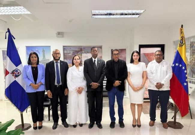 Consulado General de la República Dominicana reabrió sus puertas en Caracas tras dos años de inactividad